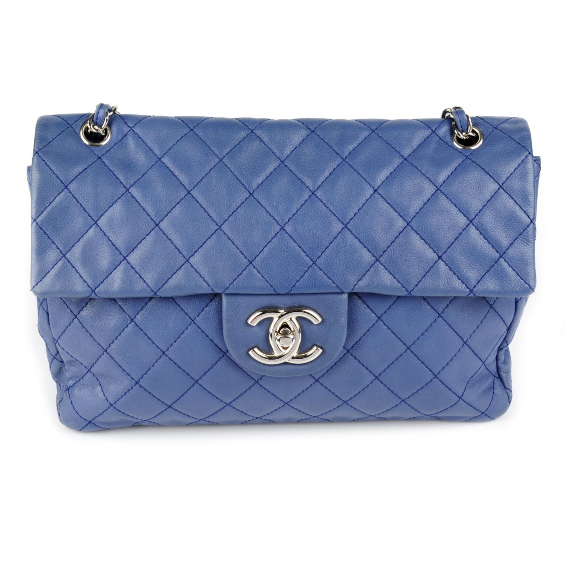 CHANEL - a blue Single Flap handbag.