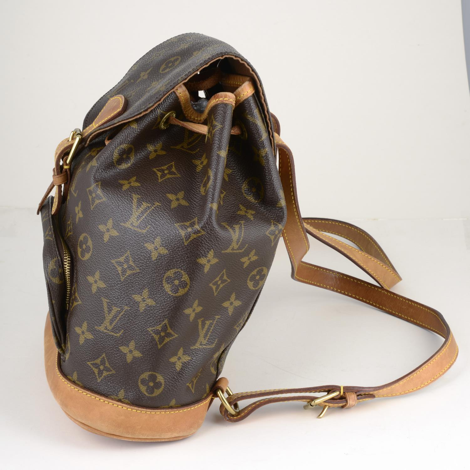 LOUIS VUITTON - a Monogram Montsouris MM backpack. - Image 3 of 6