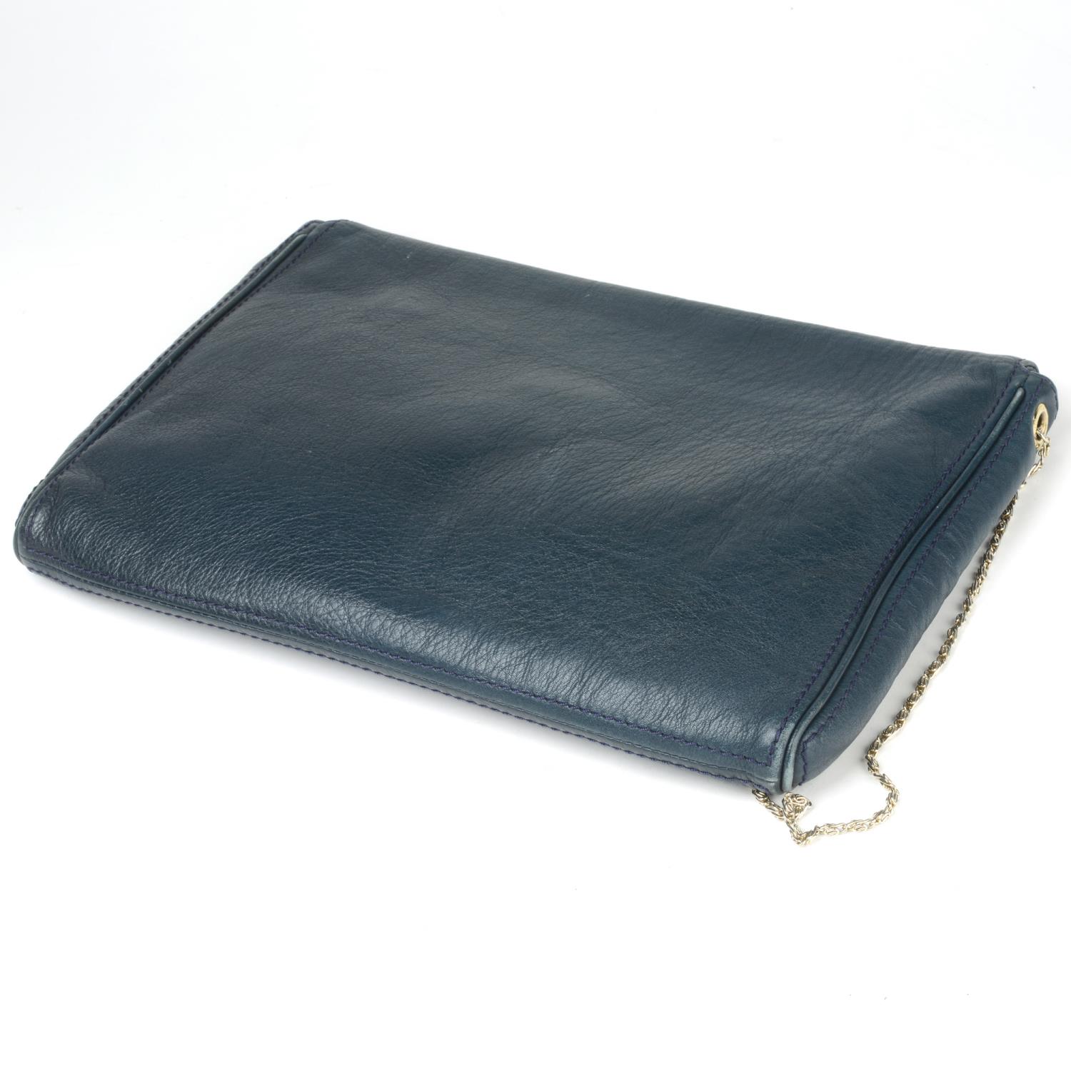 CAROLINA HERRERA - a leather handbag. - Image 3 of 4