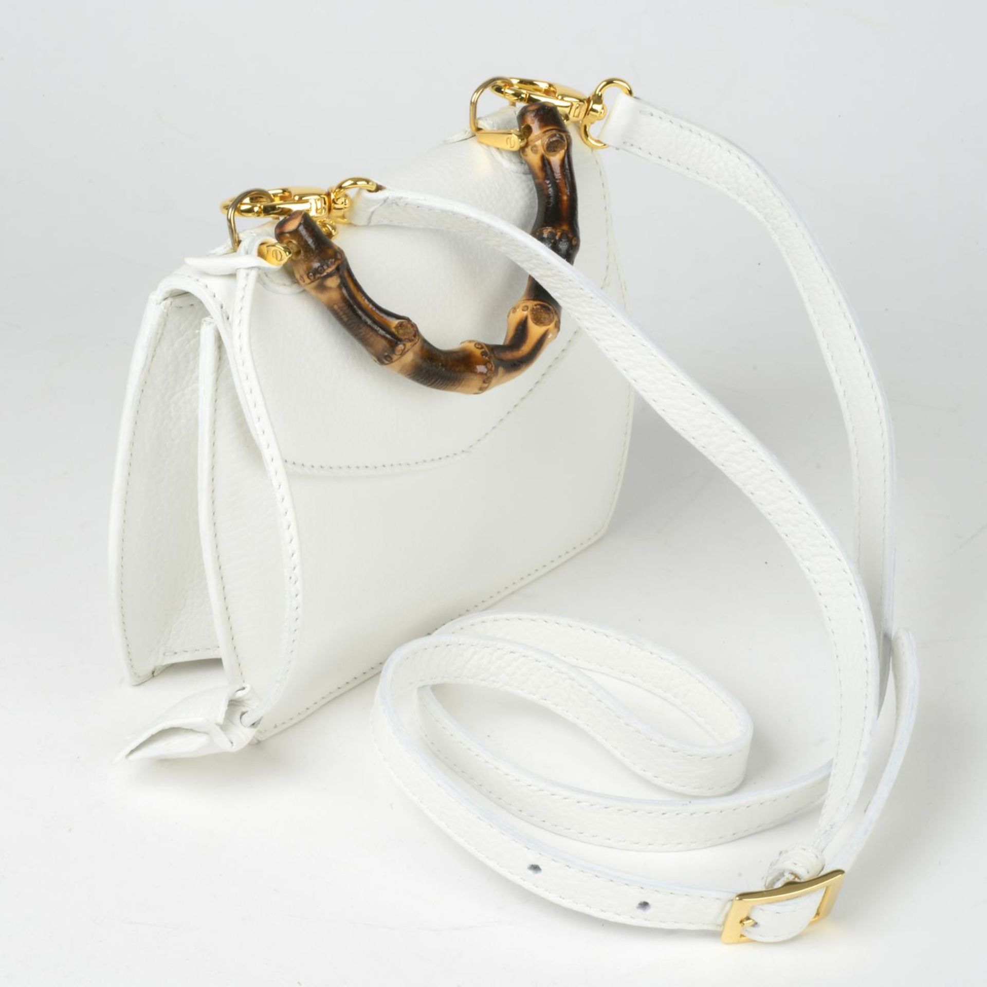 BUTI PELLETTERIE - a mini Minny white leather handbag. - Bild 2 aus 4