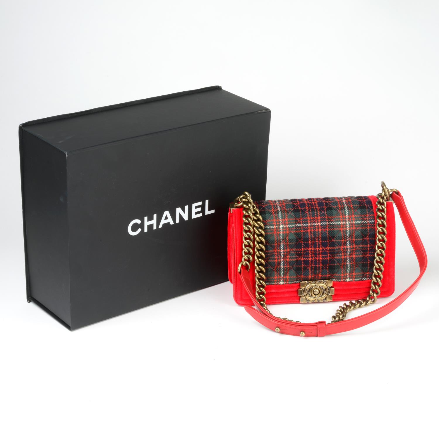 CHANEL - a Medium Velvet Tartan Paris-Edinburgh Boy Flap handbag. - Image 4 of 4