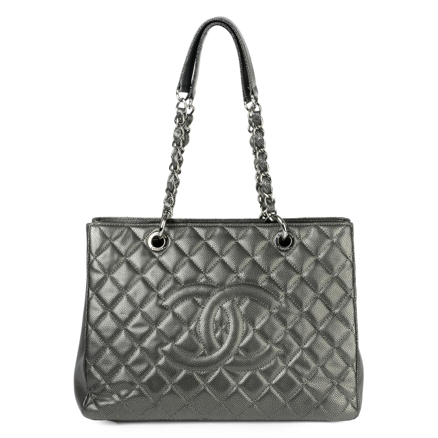 CHANEL - a Grand Shopping Tote.