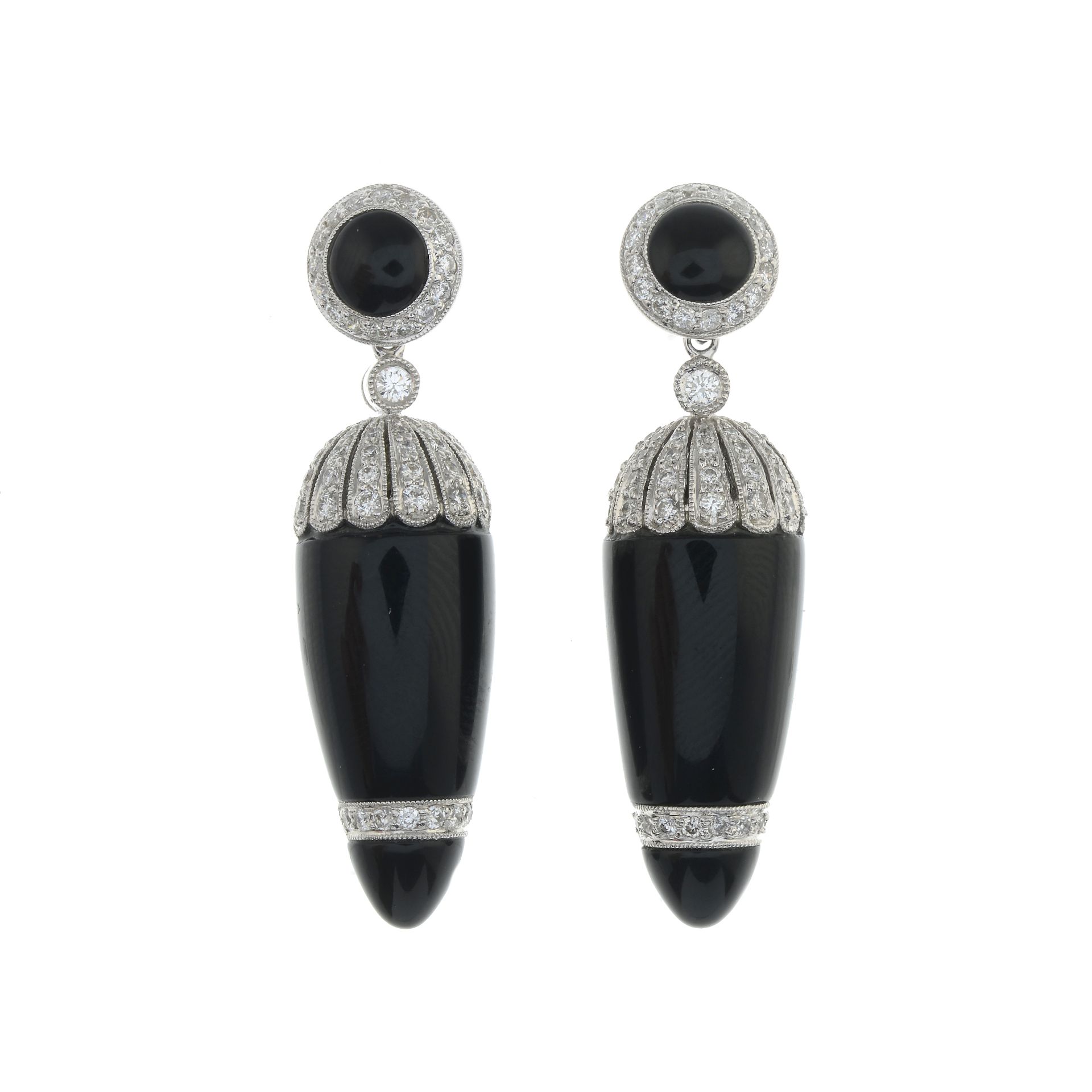 A pair of onyx and brilliant-cut diamond drop earrings.Total diamond weight 0.86ct, - Bild 3 aus 5
