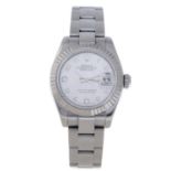 ROLEX - a lady's Oyster Perpetual Datejust bracelet watch.