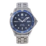 OMEGA - a gentleman's Seamaster Professional 300M bracelet watch.