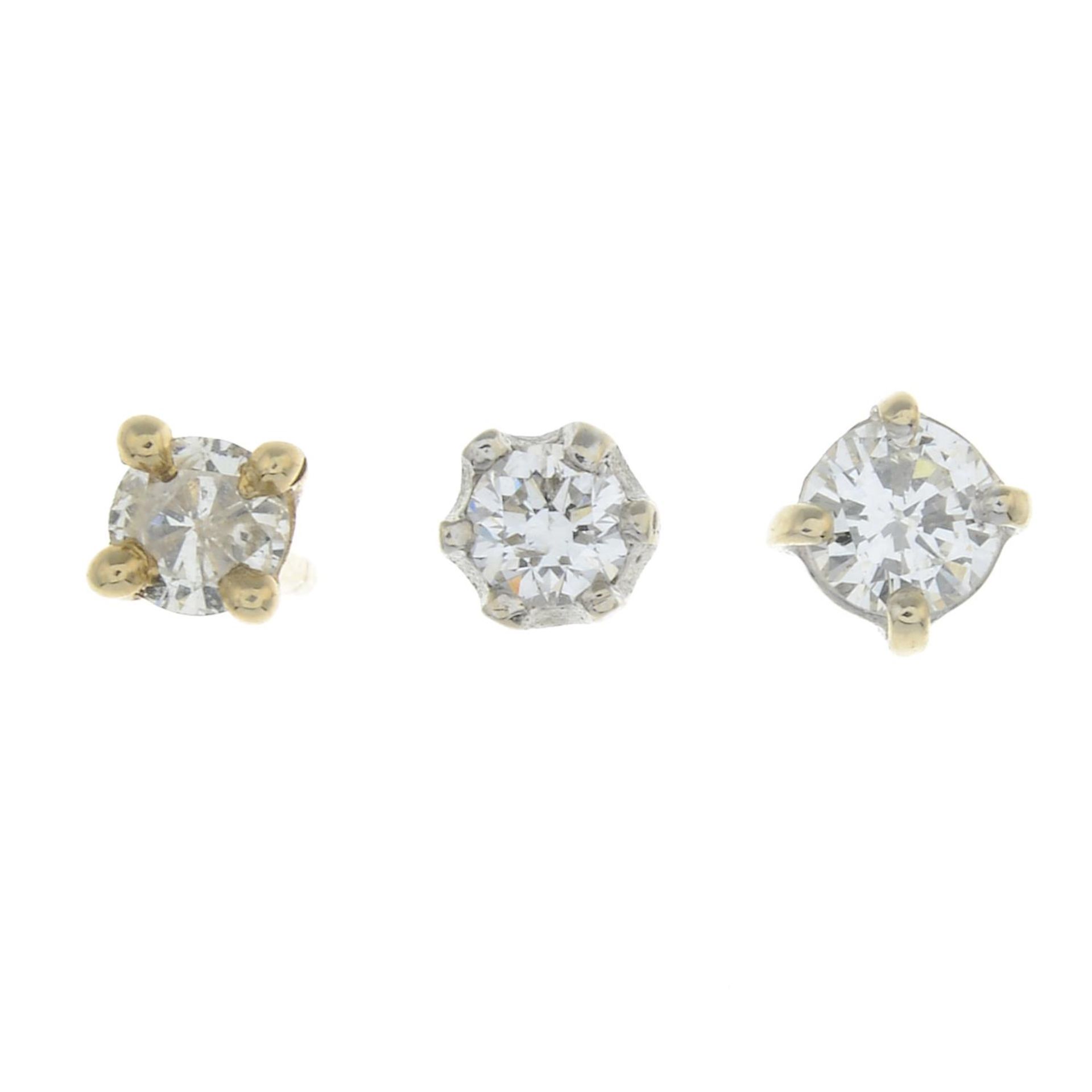 18ct gold diamond single earring,