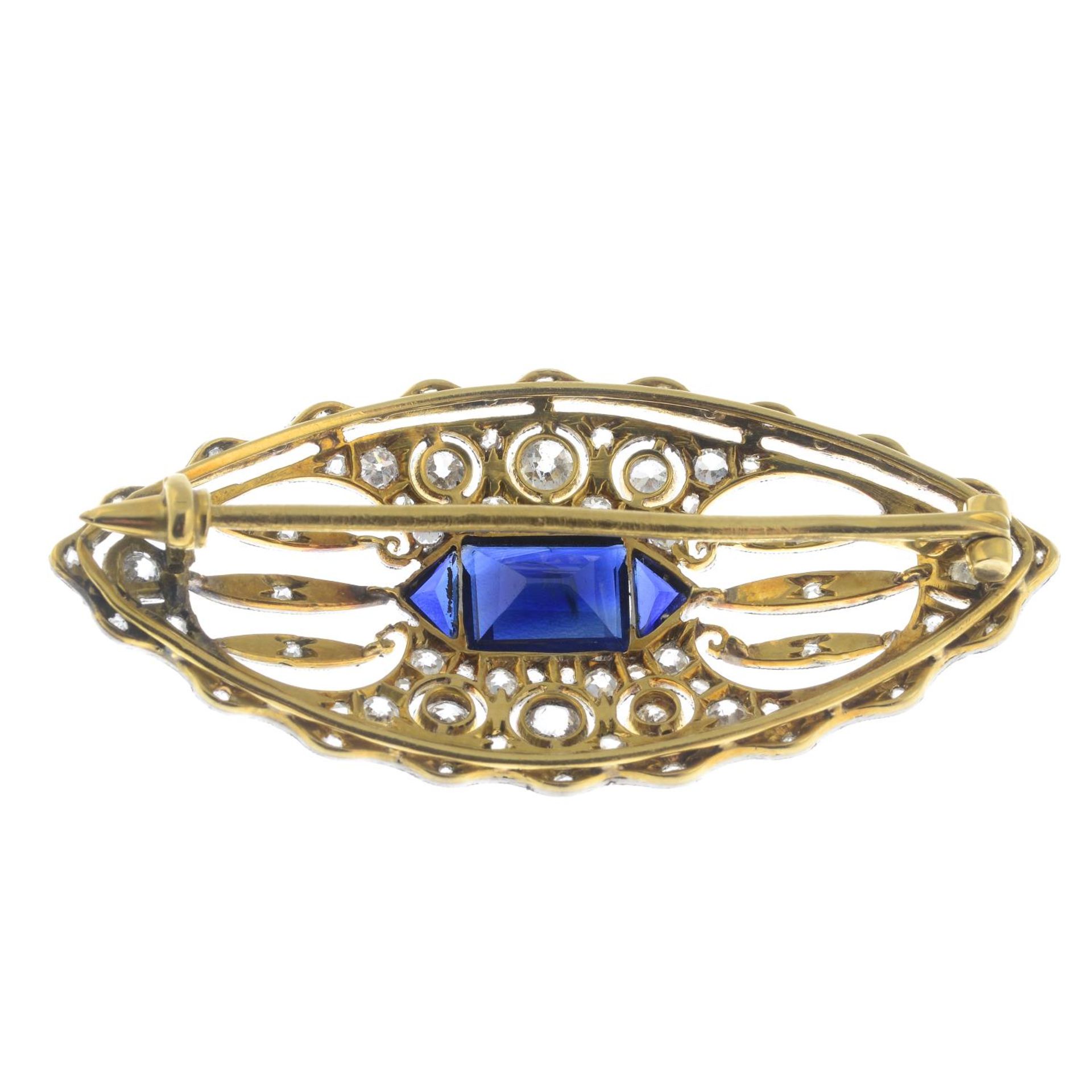 A mid 20th century sapphire and diamond openwork brooch.Estimated total old-cut diamond weight - Bild 2 aus 2