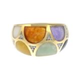 A vari-hue chalcedony and single-cut diamond dress ring.Stamped 585.Ring size T1/2.