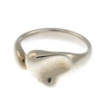 A 'Full Heart' ring,