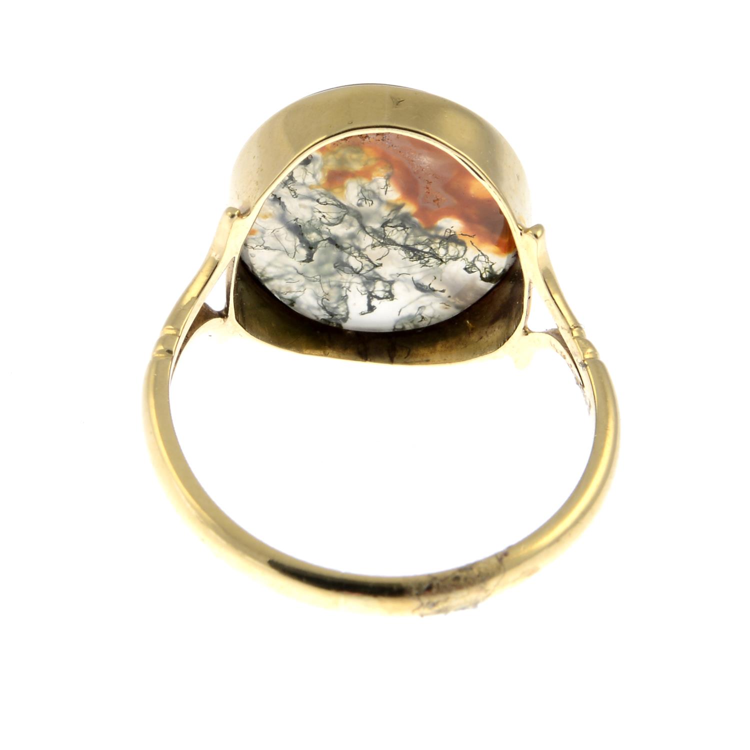 A 9ct gold moss agate signet ring.Hallmarks for Birmingham, 1985.Ring size K1/2. - Image 2 of 3