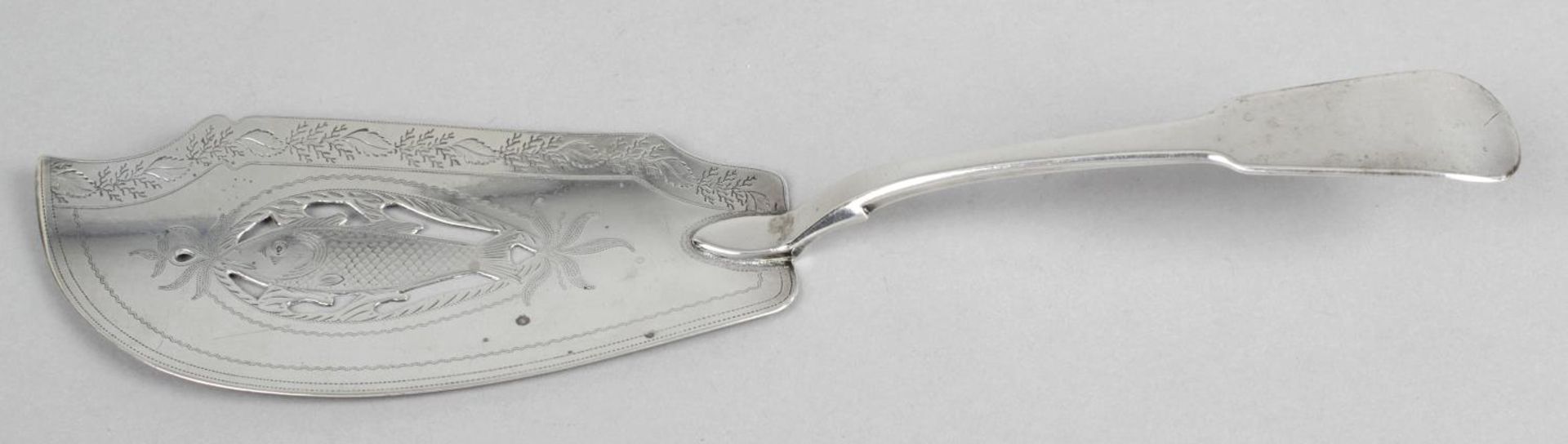 An early 19th century Scottish provincial fish slice,