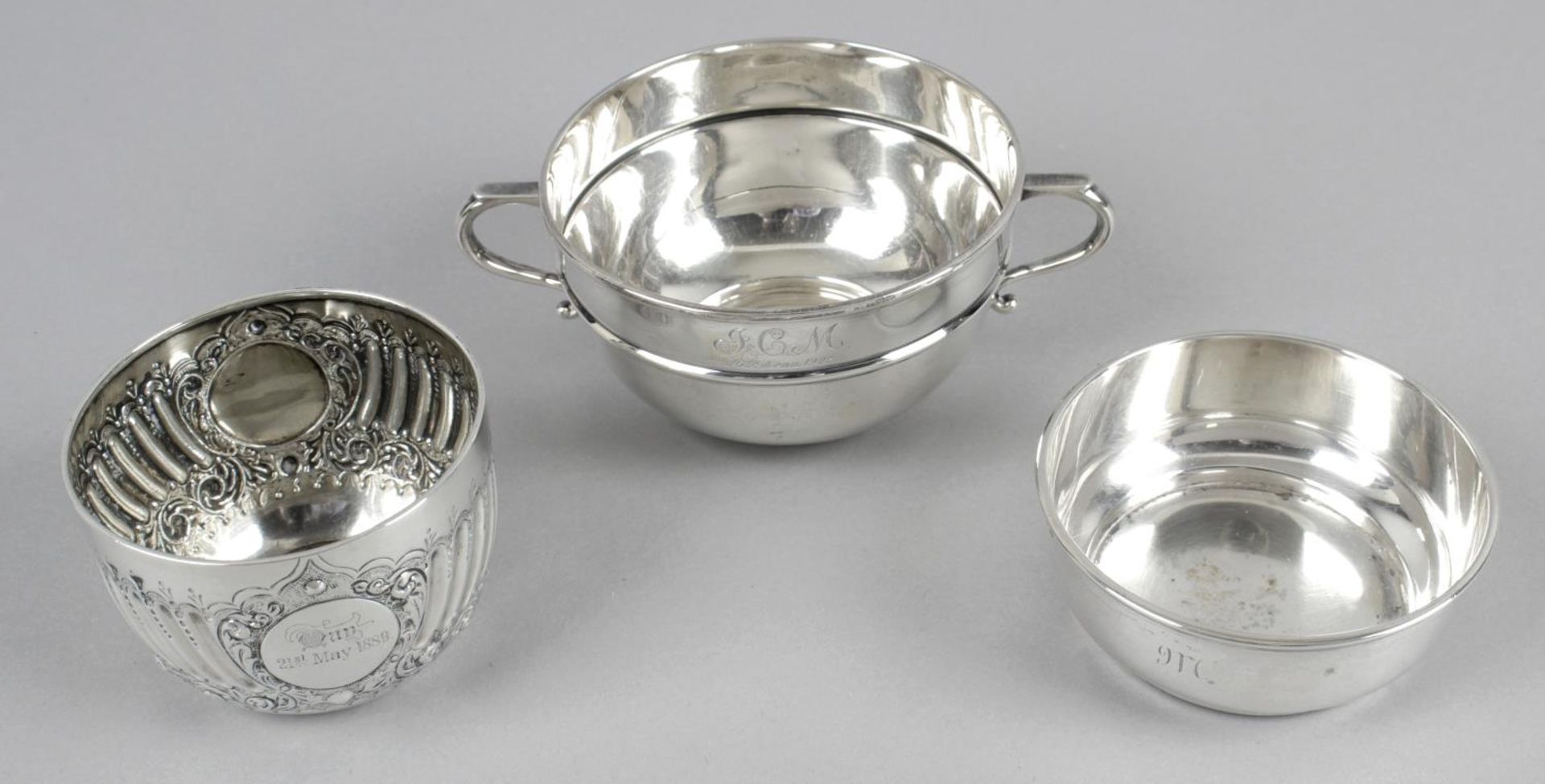 A Victorian silver sugar bowl,