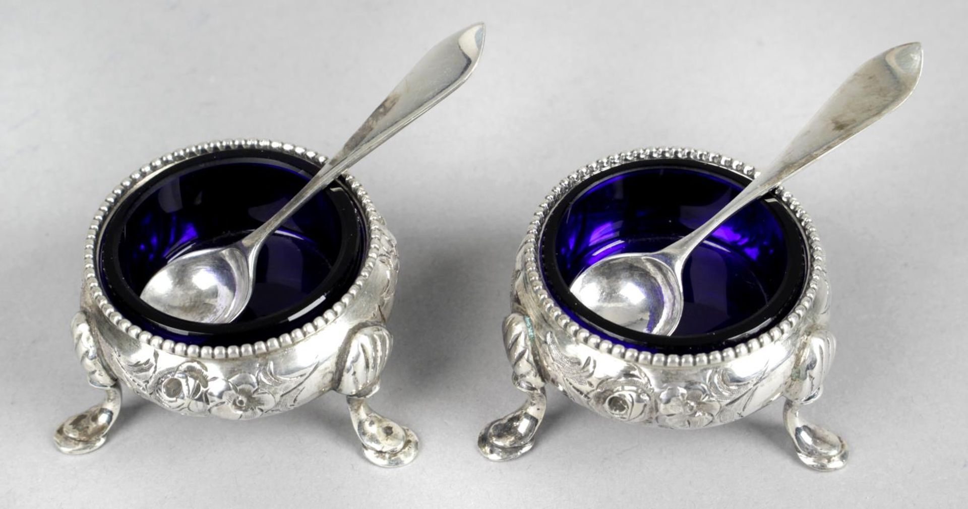 A pair of Victorian silver small open salts,
