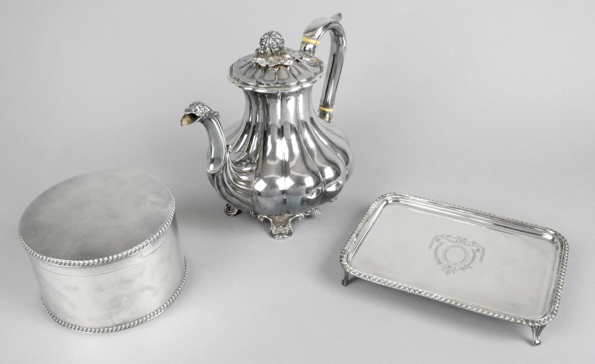 A small selection of silver plated or unmarked items,