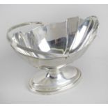 An Edwardian silver swing-handled sugar basket,