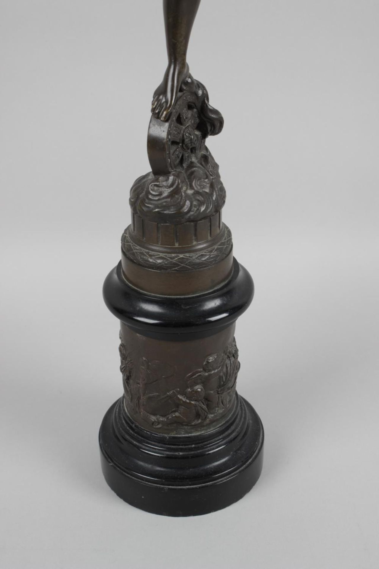 A large 19th century bronze study of Fortuna, - Bild 2 aus 3