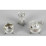 An Edwardian silver matched three piece condiment set,