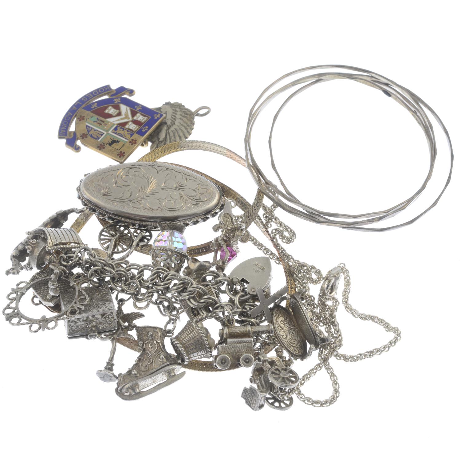 A selection of mostly silver jewellery, - Bild 2 aus 2