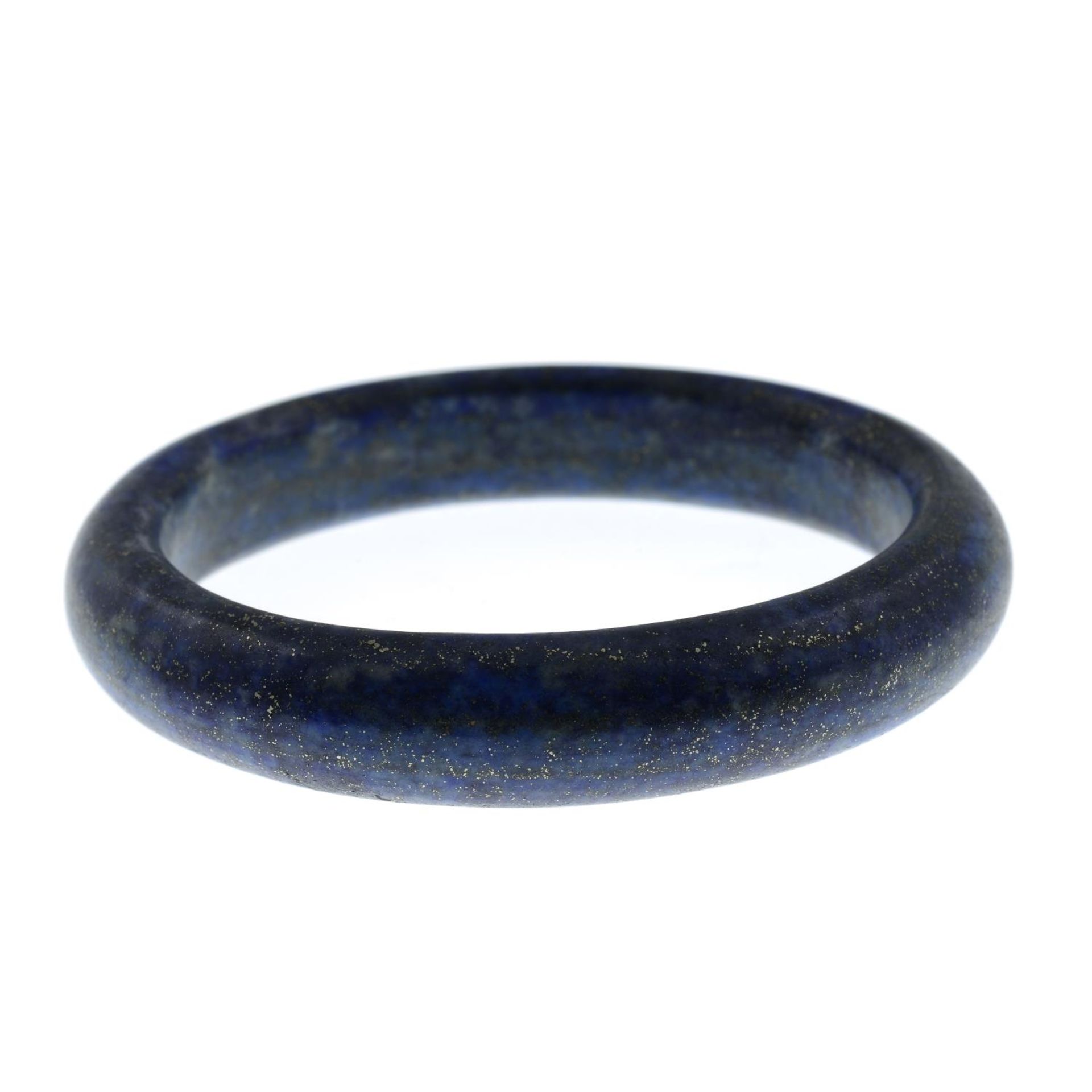 A lapis lazuli bangle.Inner diameter 6.1cms.