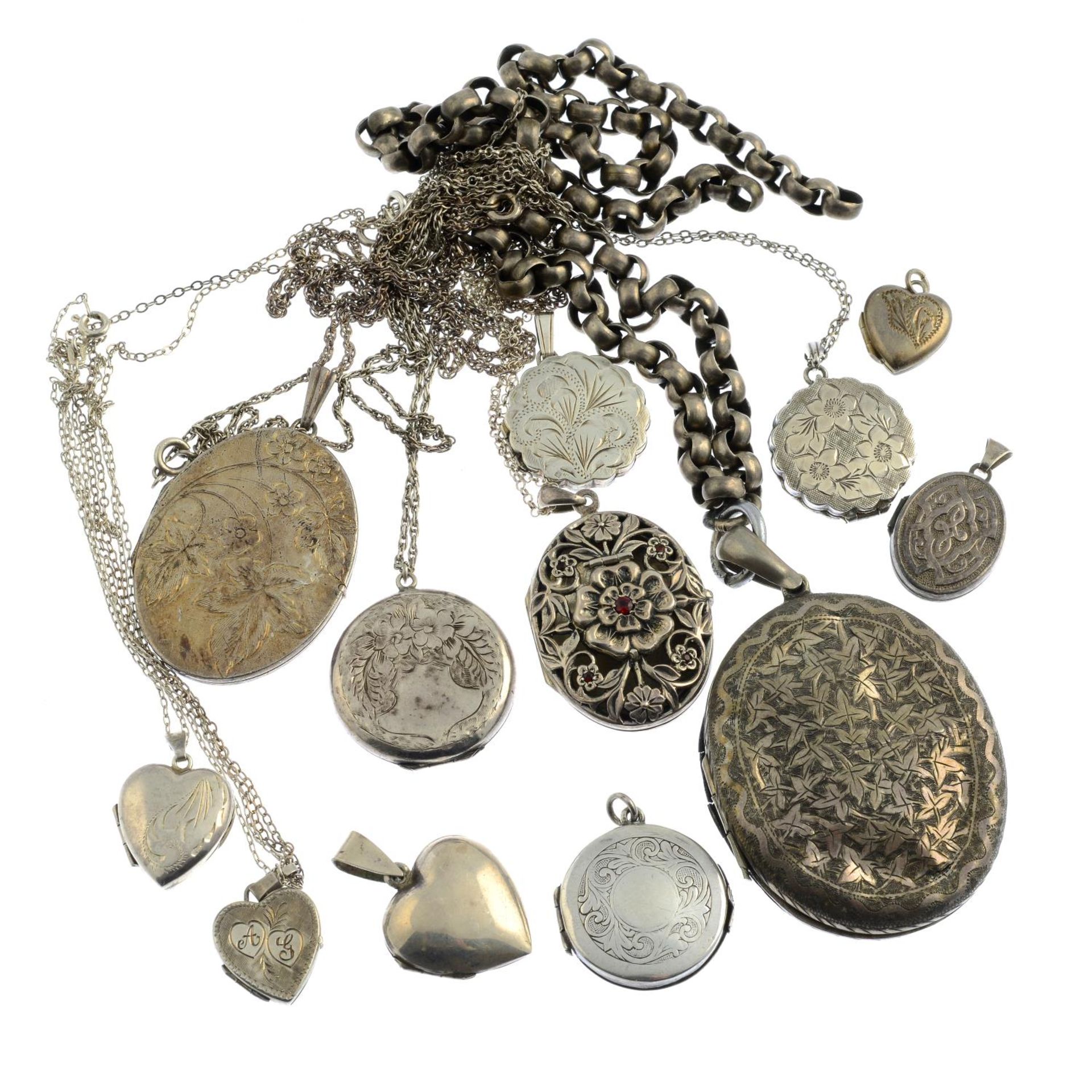 A selection of lockets. - Image 2 of 2