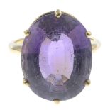 A 9ct gold amethyst ring.Hallmarks for 9ct gold.