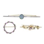 Early 20th century 15ct gold and platinum opal doublet bar brooch,