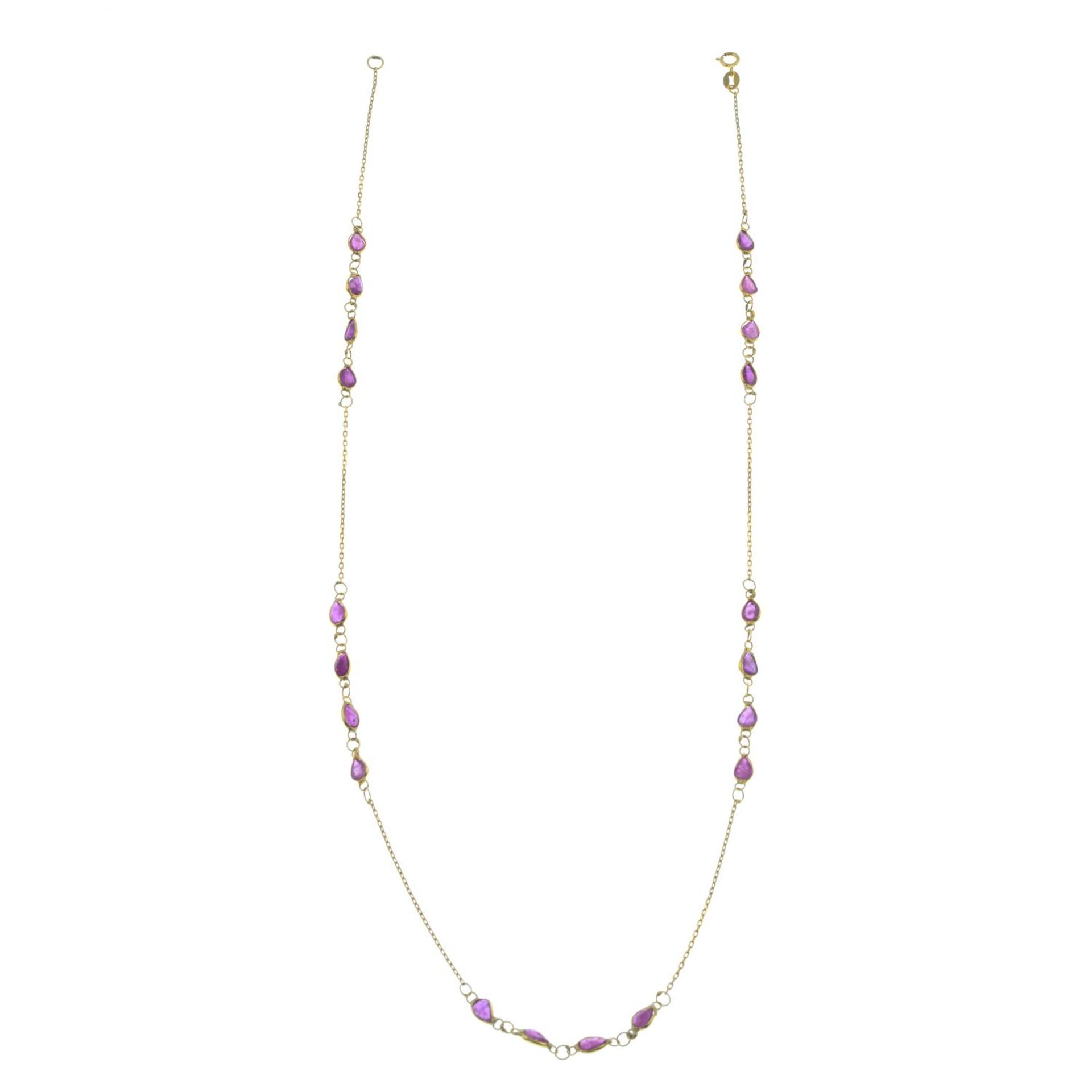 A ruby single-strand necklace.Claps stamped 750. - Bild 2 aus 2