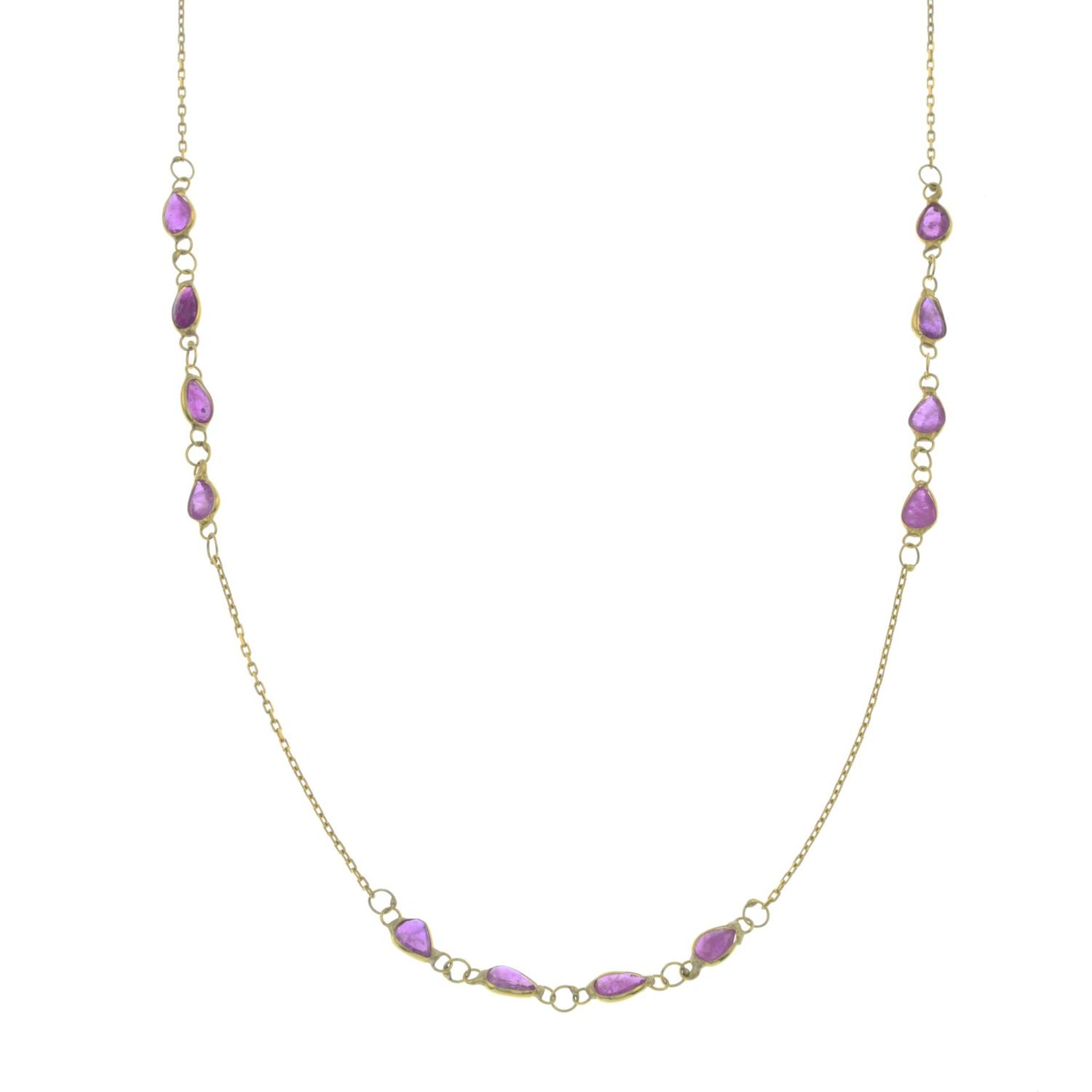 A ruby single-strand necklace.Claps stamped 750.