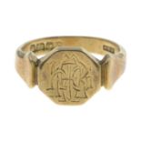 An early 20th century 18ct gold signet ring,