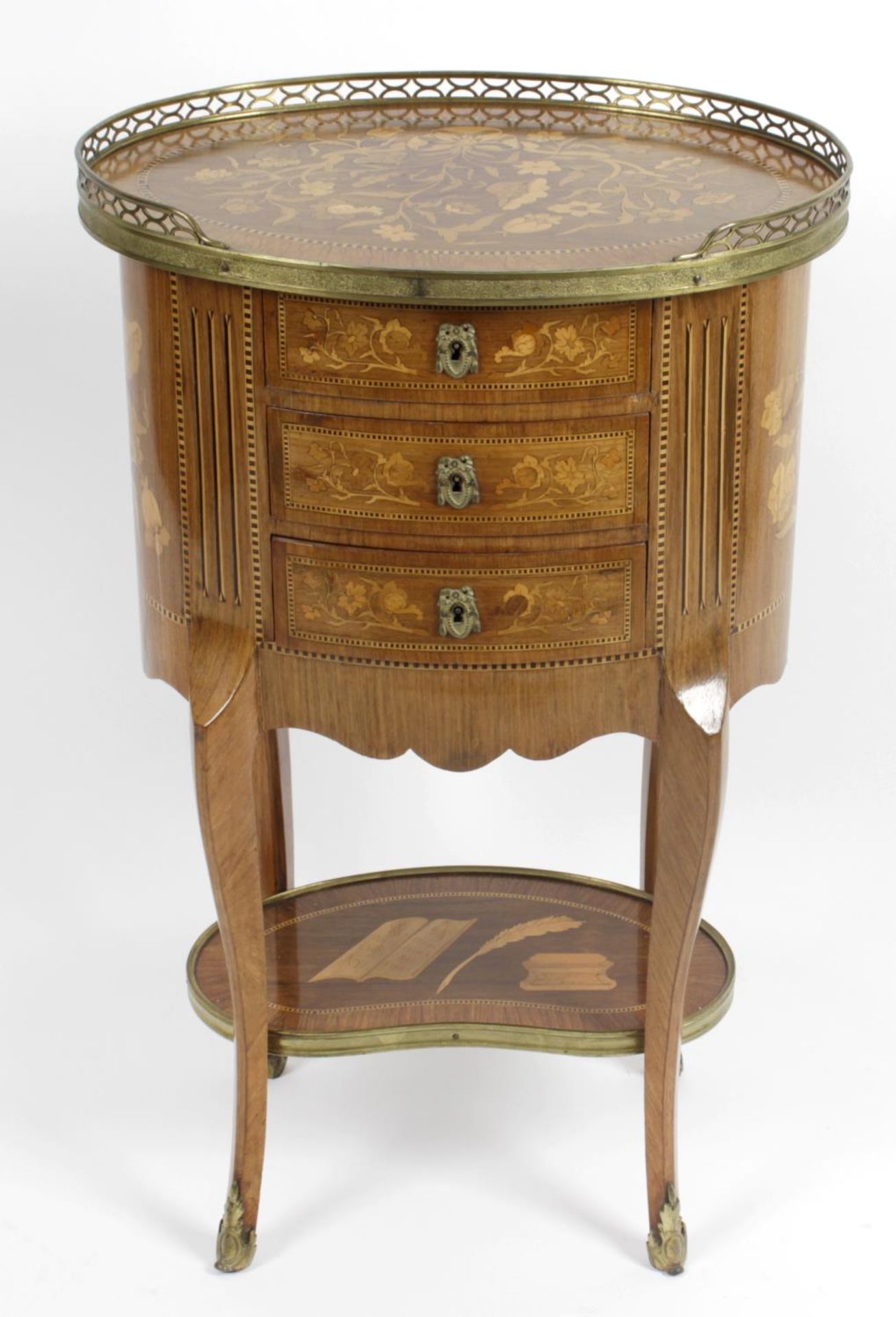 An attractive, early twentieth century marquetry inlaid chest,