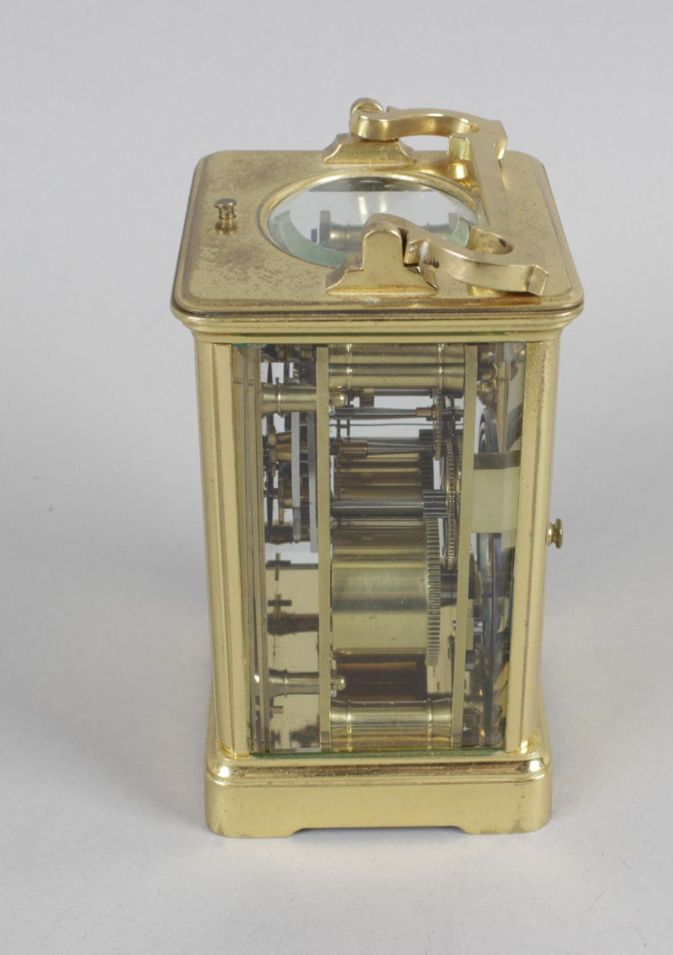 A brass cased repeater carriage clock, - Bild 2 aus 5