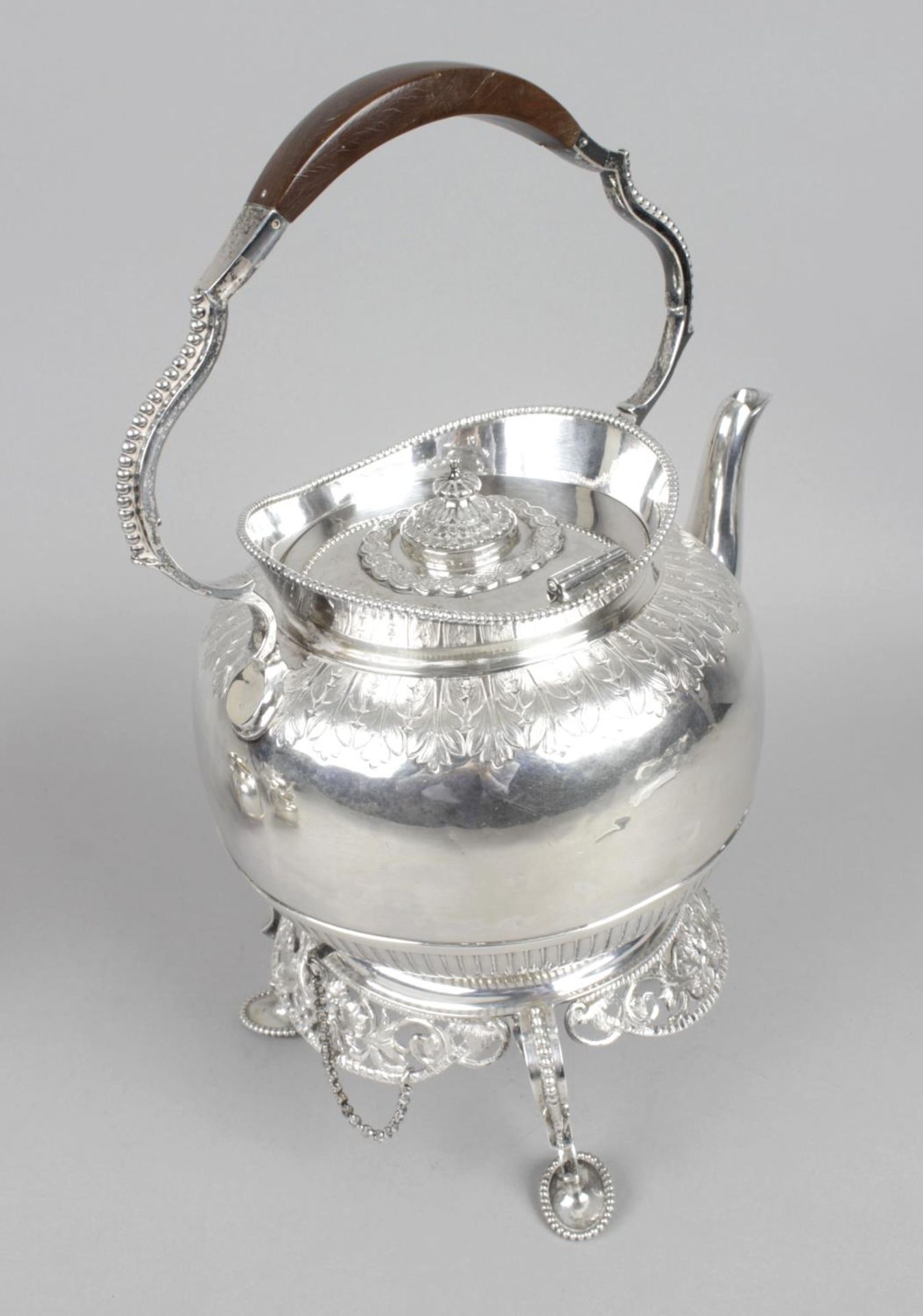 A Victorian Scottish silver four piece tea service, - Bild 2 aus 5