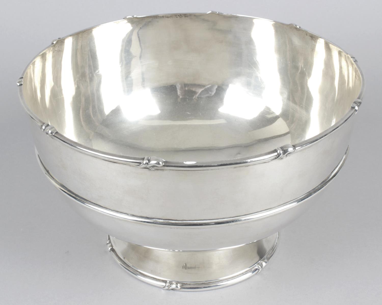 An Edwardian silver punch or rose bowl,