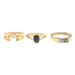9ct gold sapphire single-stone ring,