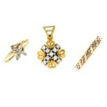 14ct gold diamond floral ring,