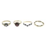 9ct gold garnet single-stone ring, hallmarks for 9ct gold, ring size I1/2, 1.8gms.