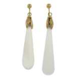 Two agate single earrings.Lengths 6.5 and 6.8cms.