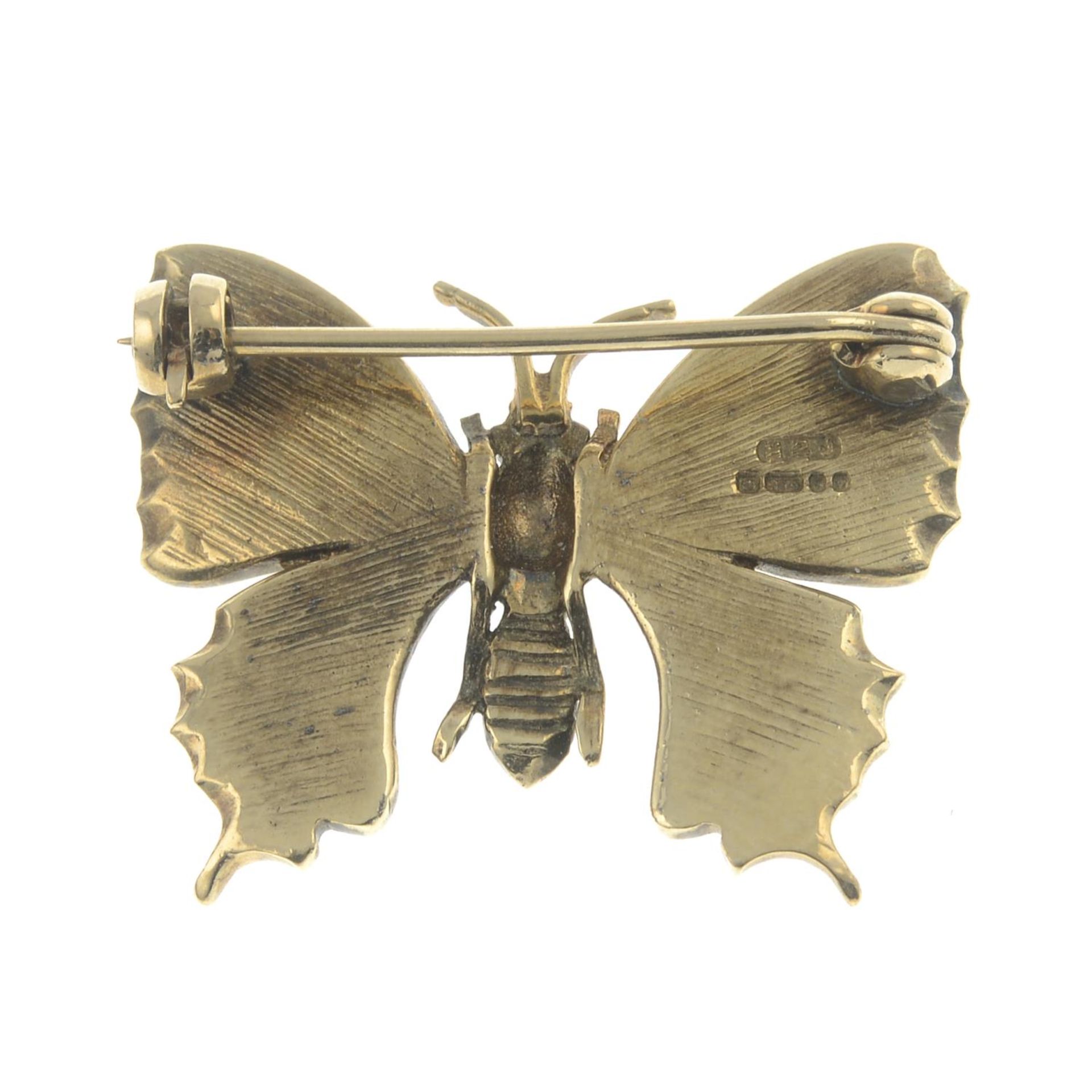 A 9ct gold textured butterfly brooch.Hallmarks for 9ct gold. - Bild 2 aus 2