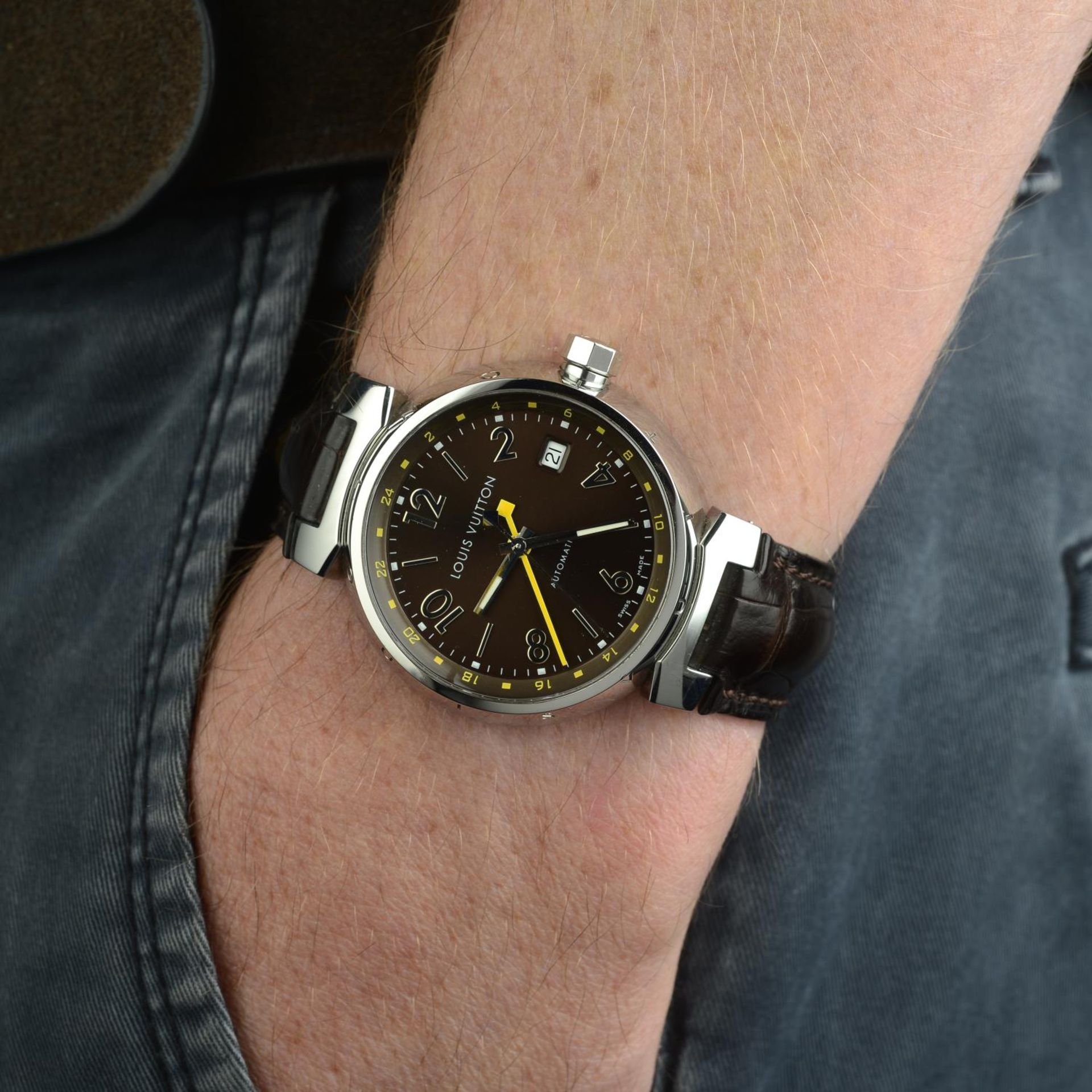 LOUIS VUITTON - a gentleman's Tambour GMT wrist watch. - Bild 3 aus 5