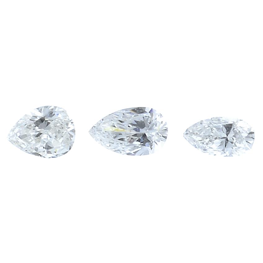 Fifteen pear-shape diamonds.