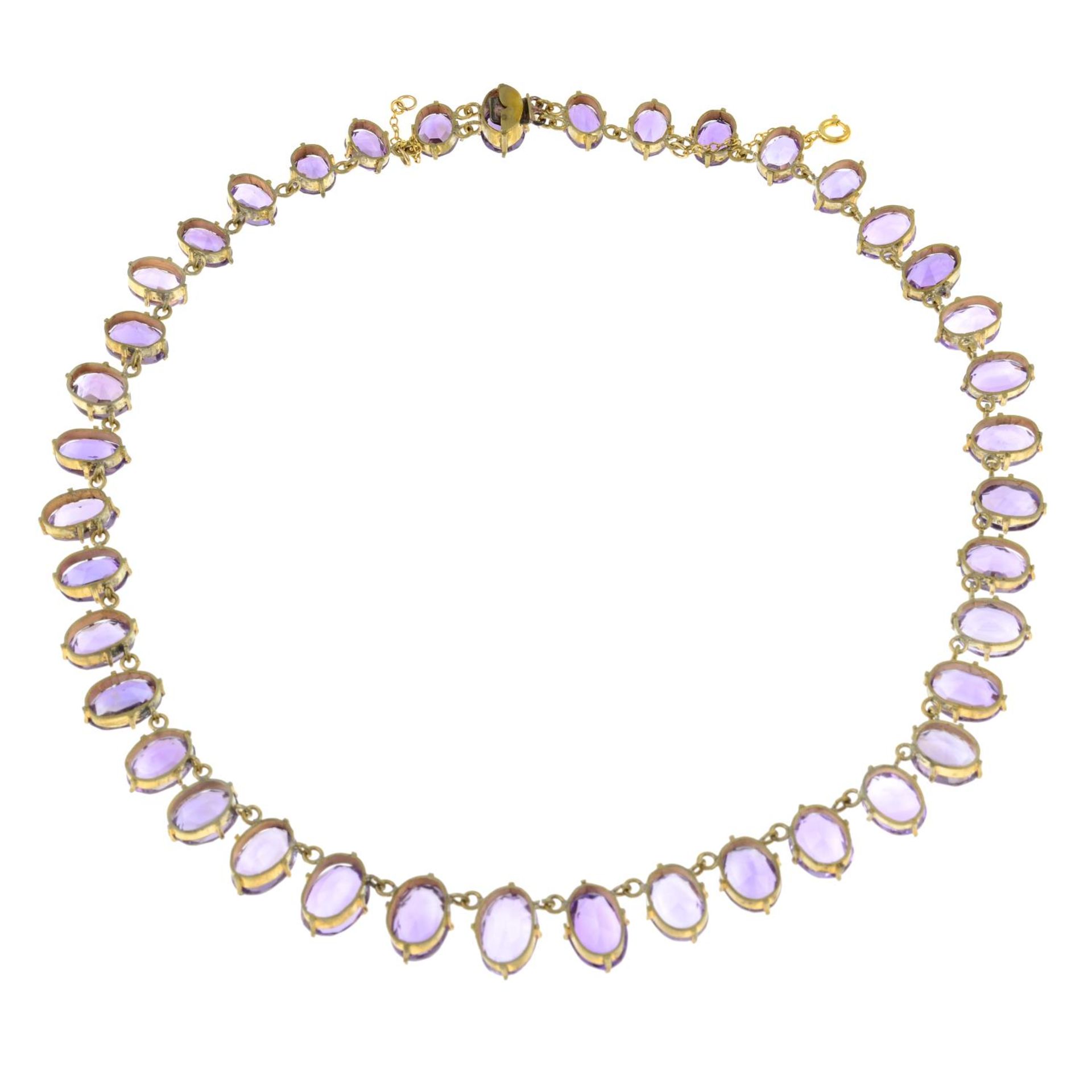 An amethyst necklace.Length 46.5cms. - Bild 2 aus 2