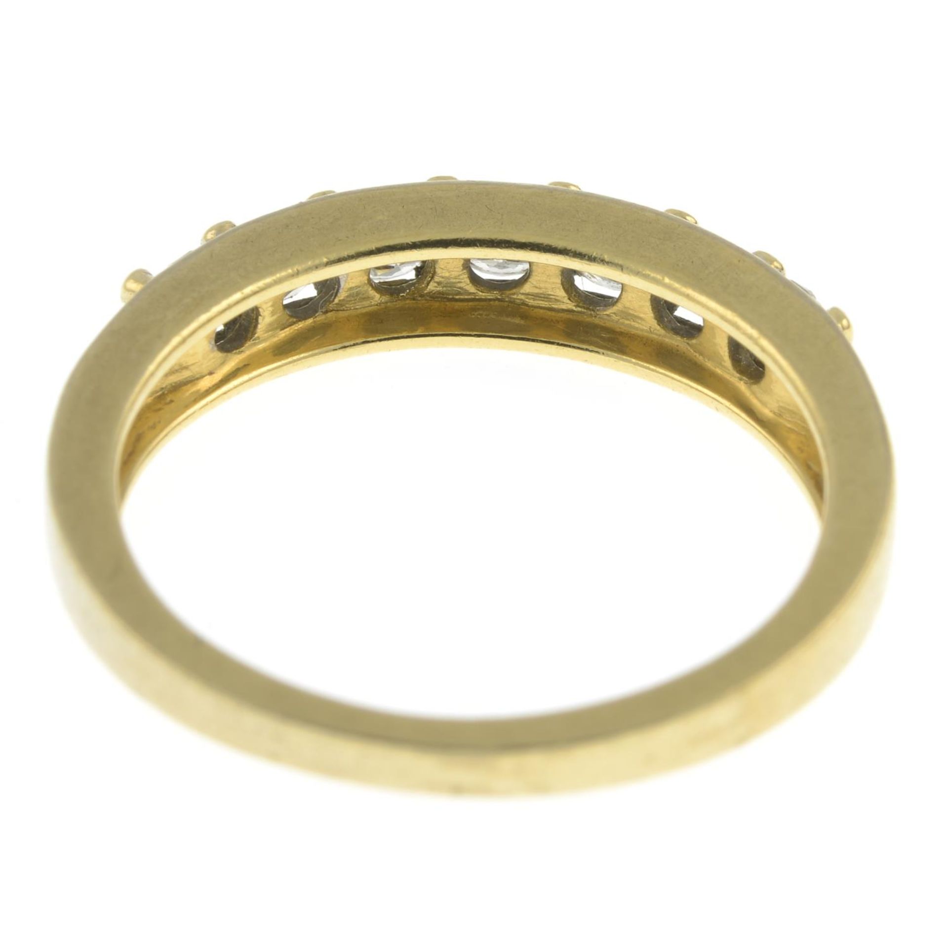 An 18ct gold brilliant-cut diamond half eternity ring.Estimated total diamond weight 0.40ct, - Bild 3 aus 3