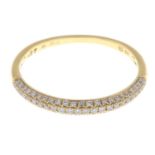 An 18ct gold diamond ring.Total diamond weight 0.27ct, stamped to mount.