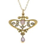 An early 20th century 9ct gold kunzite and split pearl pendant, with chain.Pendant stamped 9CT.