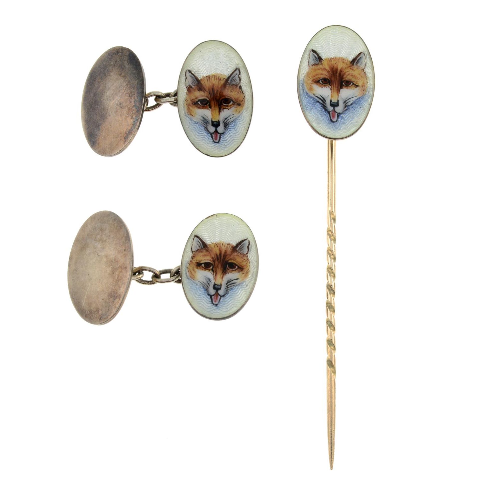 An enamel stickpin and cufflink set, depicting a fox.Stamps for silver.Length of stickpin 7cms. - Image 2 of 4