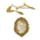 A cameo brooch,