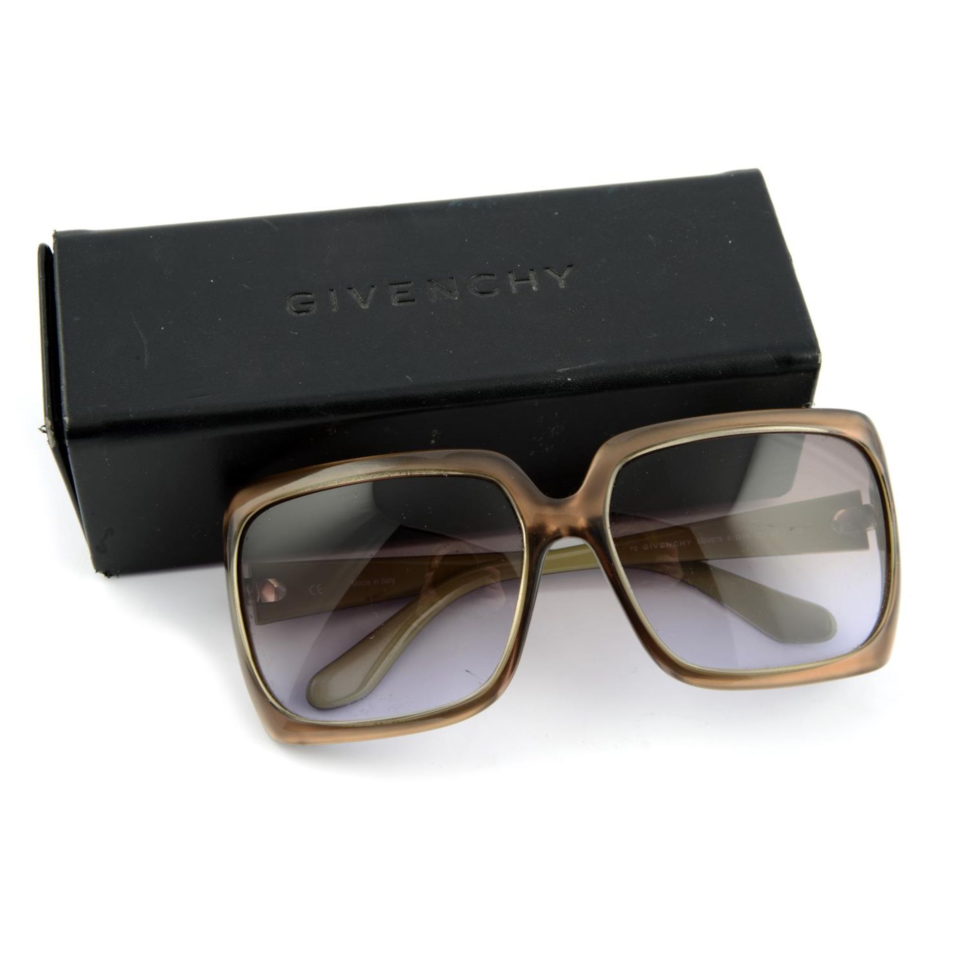 GIVENCHY - a pair of sunglasses. - Bild 4 aus 4