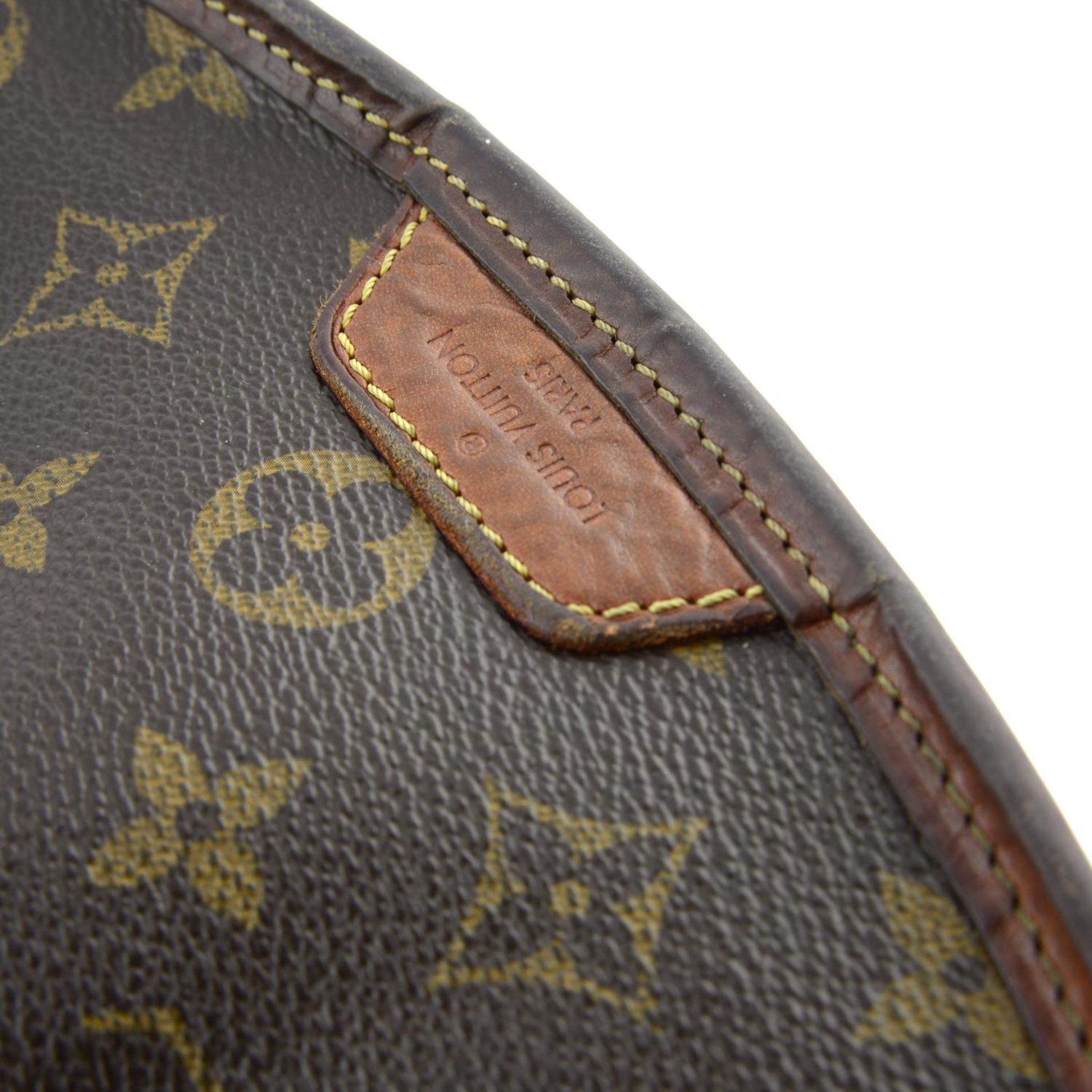 LOUIS VUITTON - a Monogram Menilmontant MM handbag. - Bild 8 aus 8