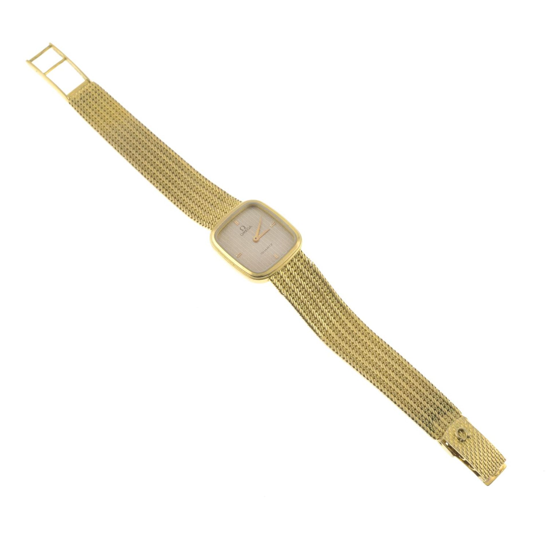 A lady's 9ct gold wrist watch, by Omega.Signed Omega.Swiss convention marks.Length 16cms. - Bild 2 aus 3