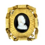 An early 19th century London Pitt Club members brooch of historical interest depicting William